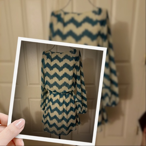 Green / Beige Dress by Speechless. - Picture 2 of 5